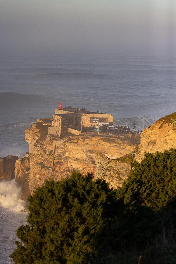 Oceane Guest House - Adults Only Nazare Bagian luar foto
